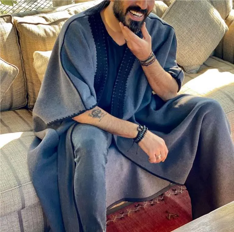 JOG ABAYA BLACK ON ANTHRACITE
