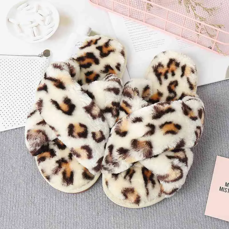 Warm Faux Fur Crisscross Slippers