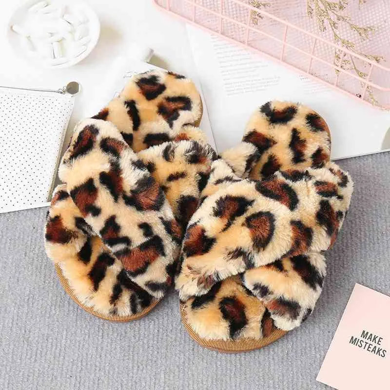 Warm Faux Fur Crisscross Slippers
