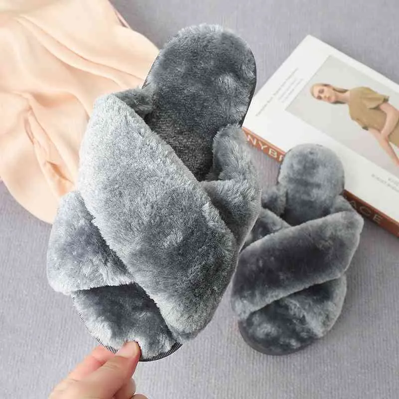 Warm Faux Fur Crisscross Slippers