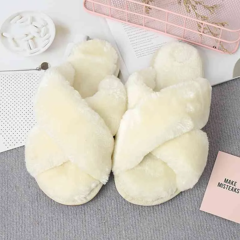 Warm Faux Fur Crisscross Slippers